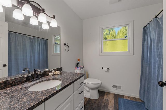 22401 Happy Drive, Cassopolis, MI 49031