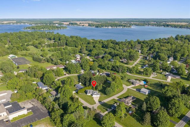 22401 Happy Drive, Cassopolis, MI 49031