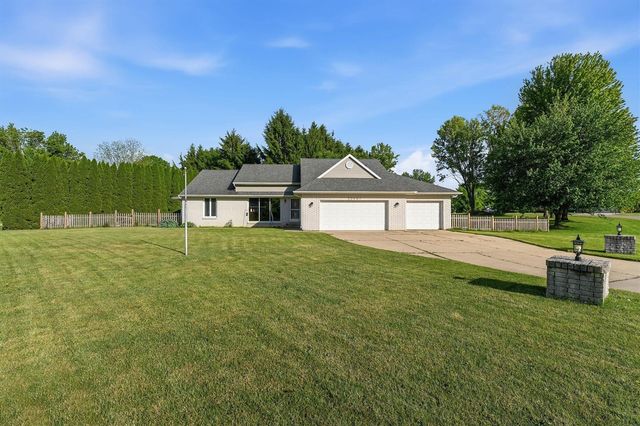 22401 Happy Drive, Cassopolis, MI 49031