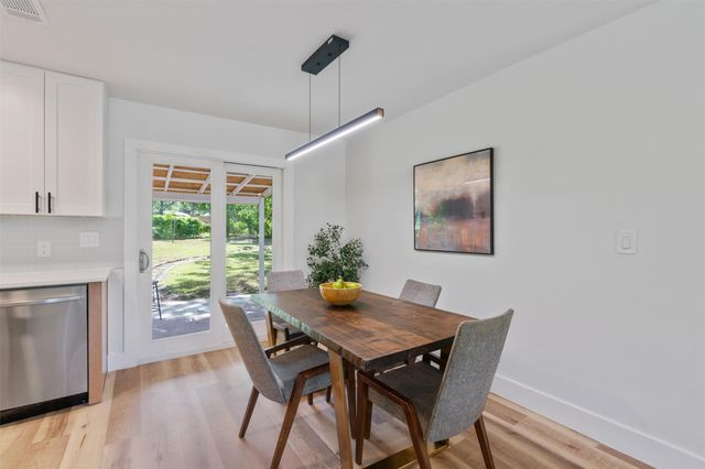 9009 Glenn LN, Austin, TX 78753