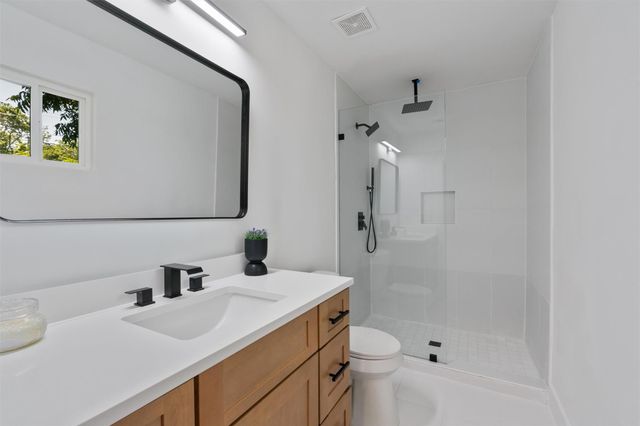 9009 Glenn LN, Austin, TX 78753