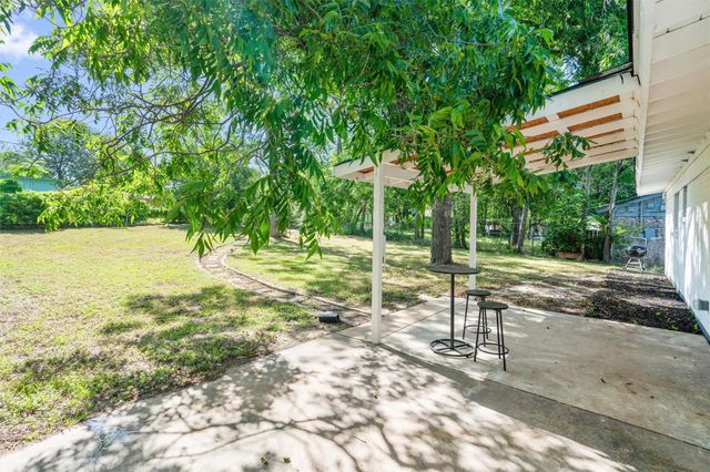9009 Glenn LN, Austin, TX 78753