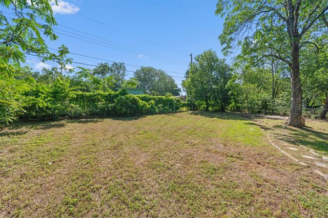 9009 Glenn LN, Austin, TX 78753