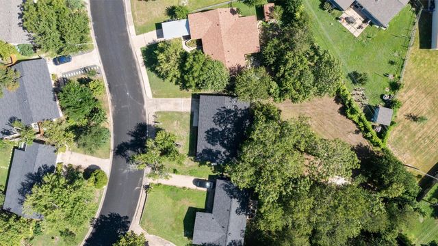 9009 Glenn LN, Austin, TX 78753