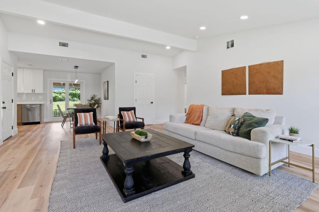 9009 Glenn LN, Austin, TX 78753
