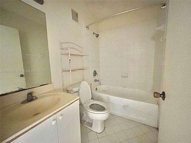 1250 SE 29th St 202-58, Homestead, FL 33035