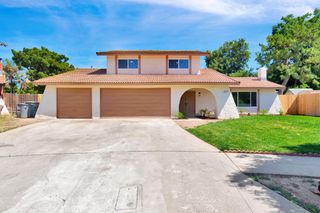 5178 E Woodward Avenue, Fresno, CA 93727