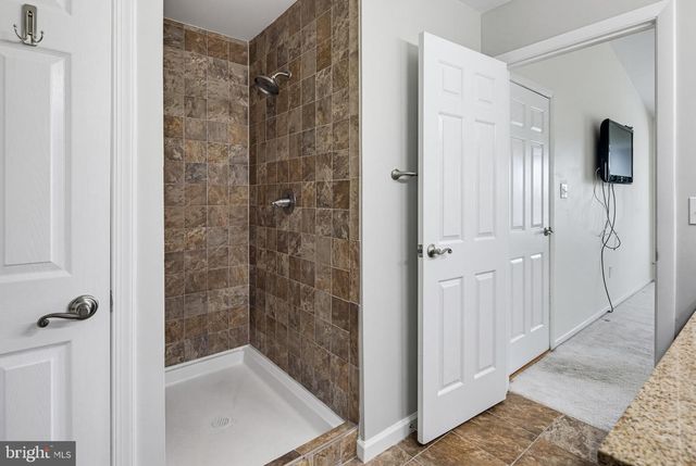 7724 MAYFAIR CIR, Ellicott City, MD 21043