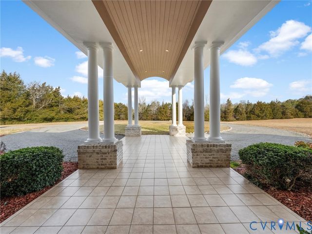 15219 DEEP SPRING Dr, Montpelier, VA 23192