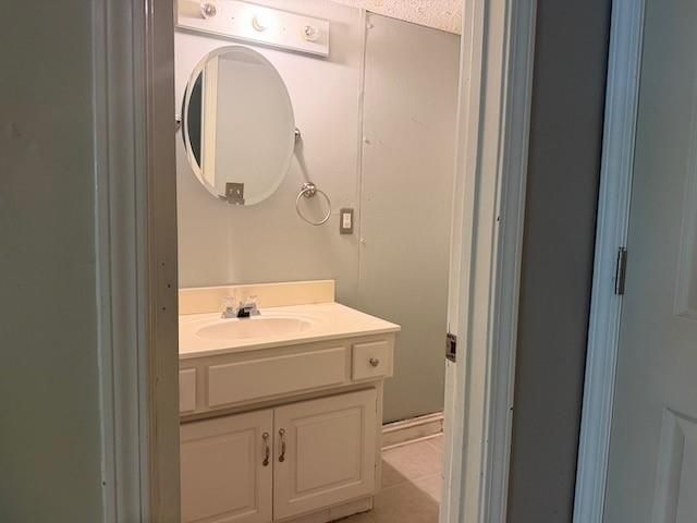 9204 W 99th Terrace, Overland Park, KS 66212