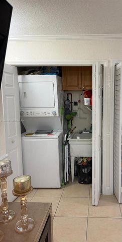 6246 SW 136th Ct D209, Miami, FL 33183