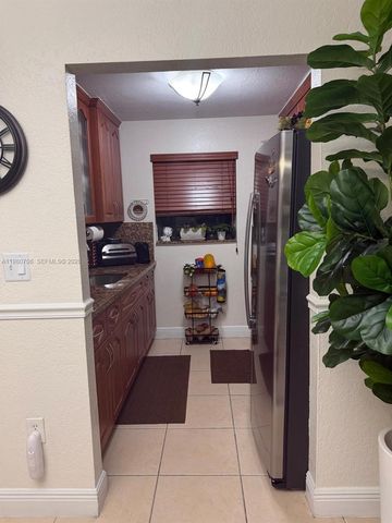 6246 SW 136th Ct D209, Miami, FL 33183