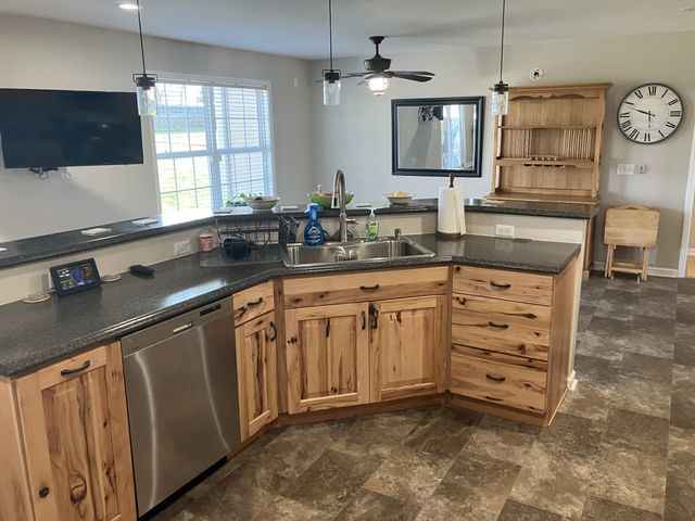 488 Kingdom Rd, Unionville, TN 37180