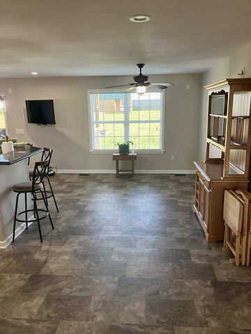 488 Kingdom Rd, Unionville, TN 37180