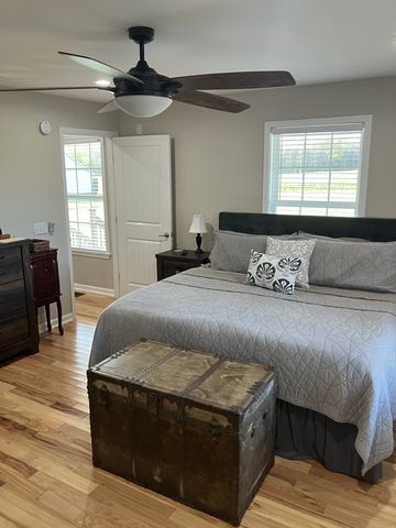 488 Kingdom Rd, Unionville, TN 37180