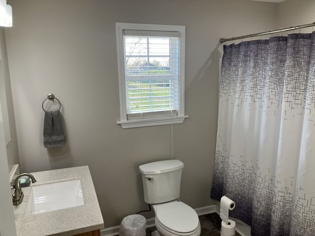 488 Kingdom Rd, Unionville, TN 37180