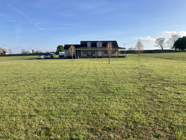 488 Kingdom Rd, Unionville, TN 37180