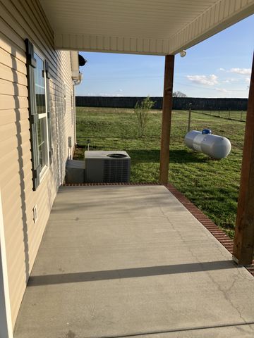 488 Kingdom Rd, Unionville, TN 37180