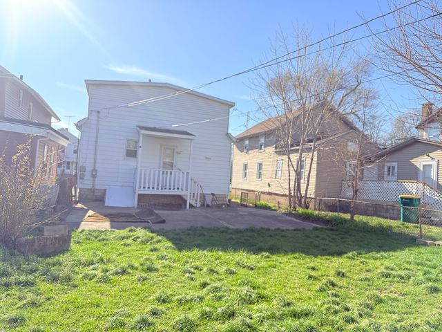 106 S Joliet Street W, Joliet, IL 60436