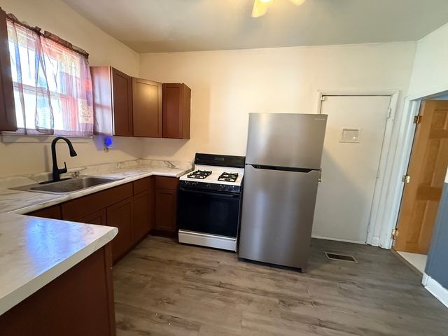 106 S Joliet Street W, Joliet, IL 60436
