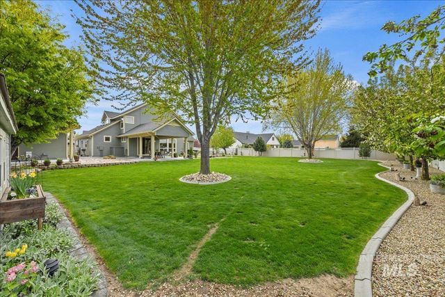 1941 Willow Glen, Star, ID 83669