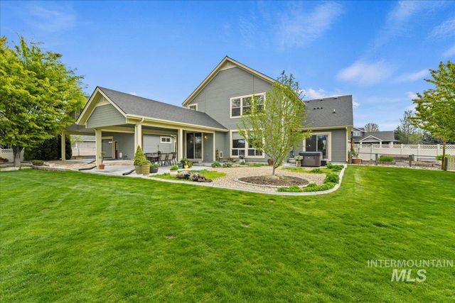 1941 Willow Glen, Star, ID 83669