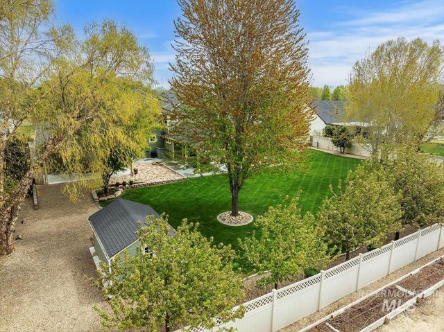 1941 Willow Glen, Star, ID 83669