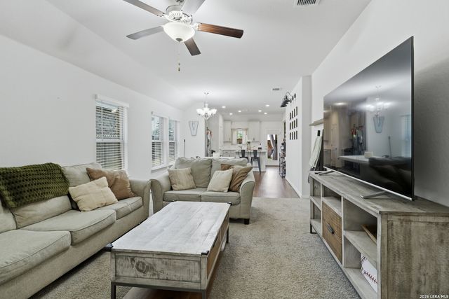 633 Jaboncillo, New Braunfels, TX 78132