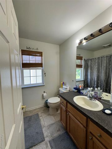 7383 Tottenham, Utica, MI 48317