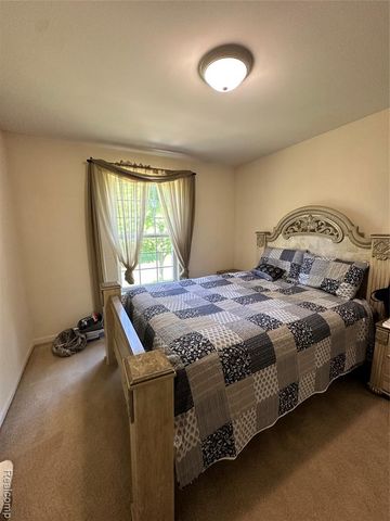 7383 Tottenham, Utica, MI 48317