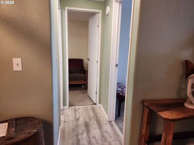 100 RIVER BEND Rd 21, Reedsport, OR 97467