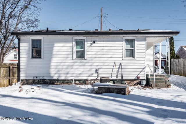 606 Country Club Rd, Louisville, KY 40206