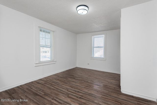 606 Country Club Rd, Louisville, KY 40206