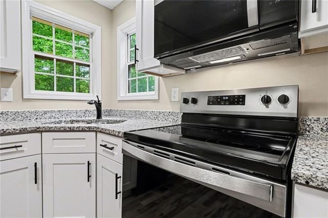 180 Pebblebrook Way, Temple, GA 30179