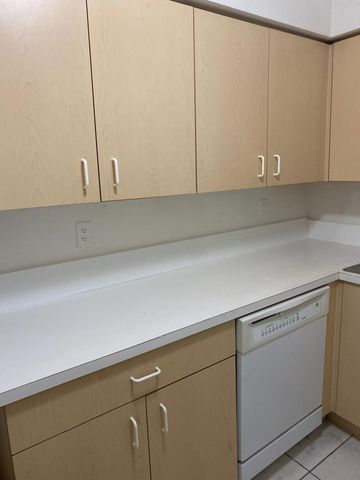 2080 NE 167th Street 9, North Miami Beach, FL 33162