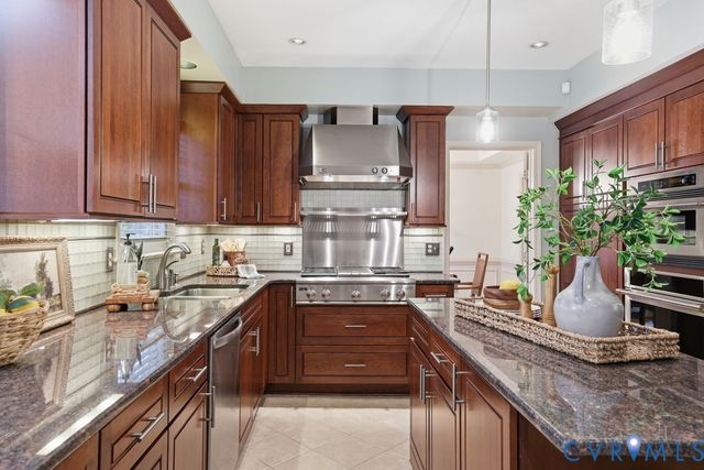 15400 Foxvale Way, Midlothian, VA 23112