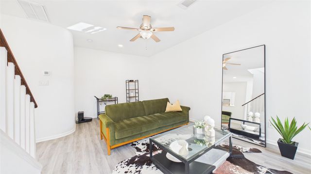 1211 Jackson Boulevard G, Houston, TX 77006