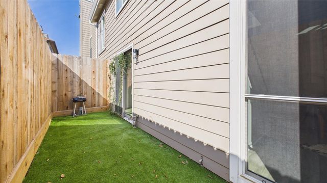 1211 Jackson Boulevard G, Houston, TX 77006