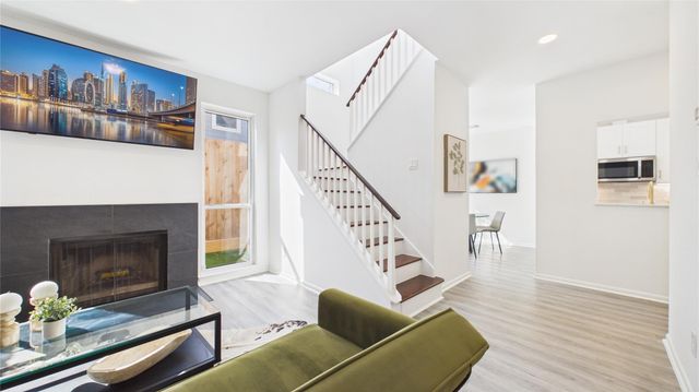 1211 Jackson Boulevard G, Houston, TX 77006