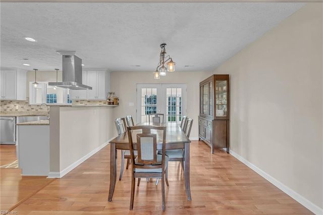 203 Skipper CT, Hampton, VA 23669