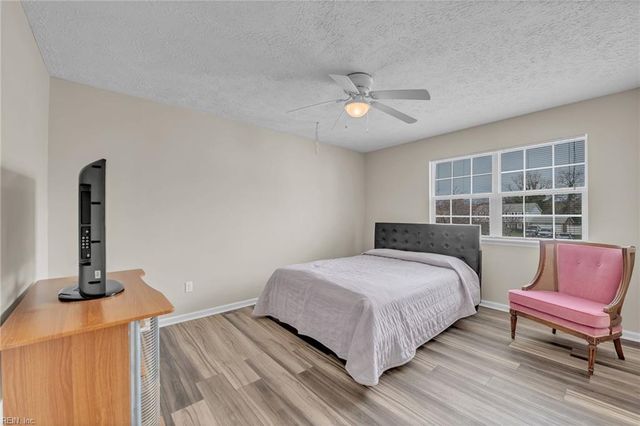 203 Skipper CT, Hampton, VA 23669