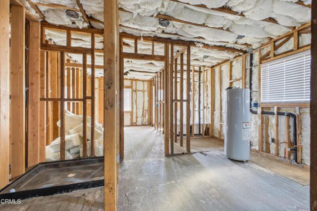 1042 W 62nd Street, Los Angeles, CA 90044