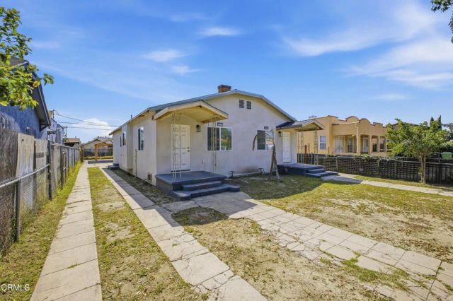 1042 W 62nd Street, Los Angeles, CA 90044