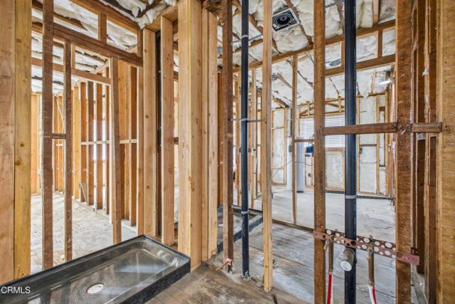 1042 W 62nd Street, Los Angeles, CA 90044