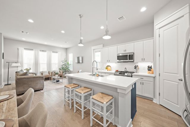 4466 W Tidwell Road, Houston, TX 77091