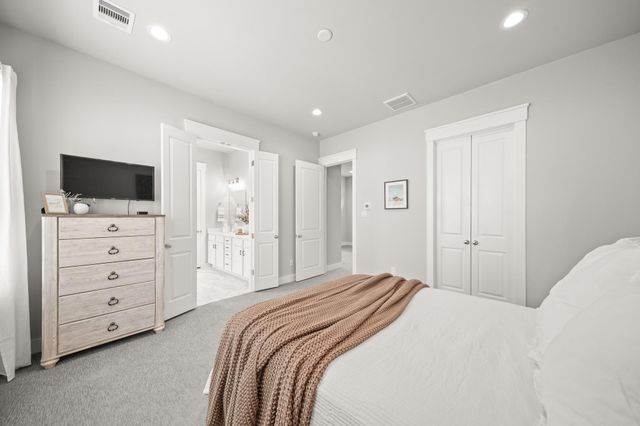 4466 W Tidwell Road, Houston, TX 77091