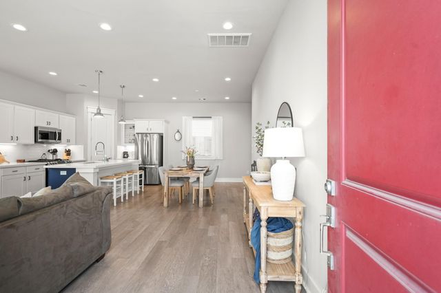 4466 W Tidwell Road, Houston, TX 77091