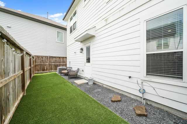 4466 W Tidwell Road, Houston, TX 77091