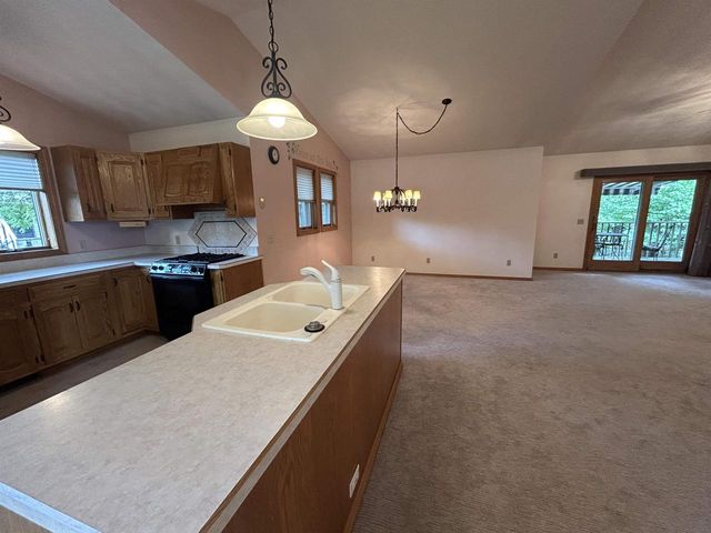2313 Morningside Drive, Janesville, WI 53546