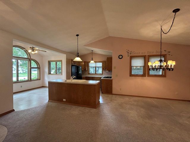 2313 Morningside Drive, Janesville, WI 53546